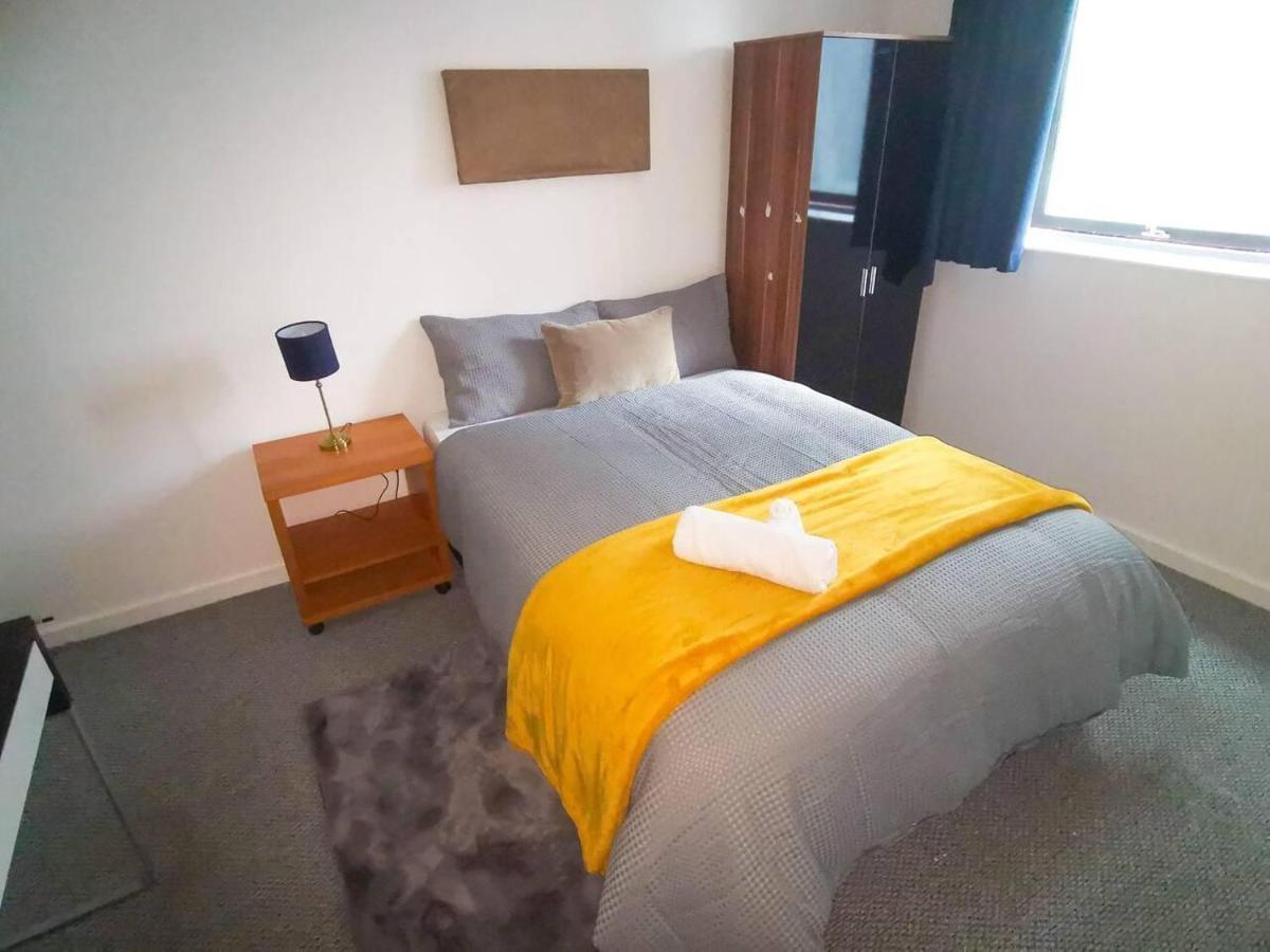 2-Bed Apartment Near City Centre Манчестер Екстер'єр фото