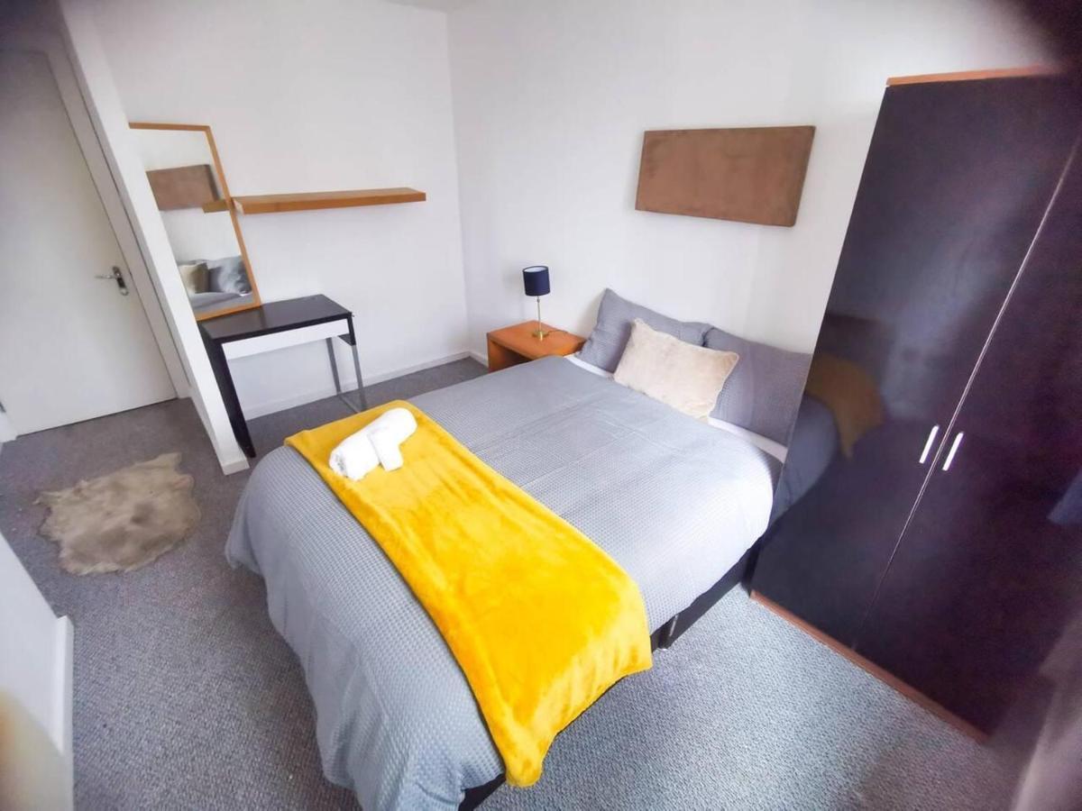 2-Bed Apartment Near City Centre Манчестер Екстер'єр фото
