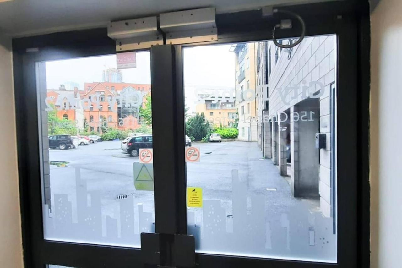 2-Bed Apartment Near City Centre Манчестер Екстер'єр фото